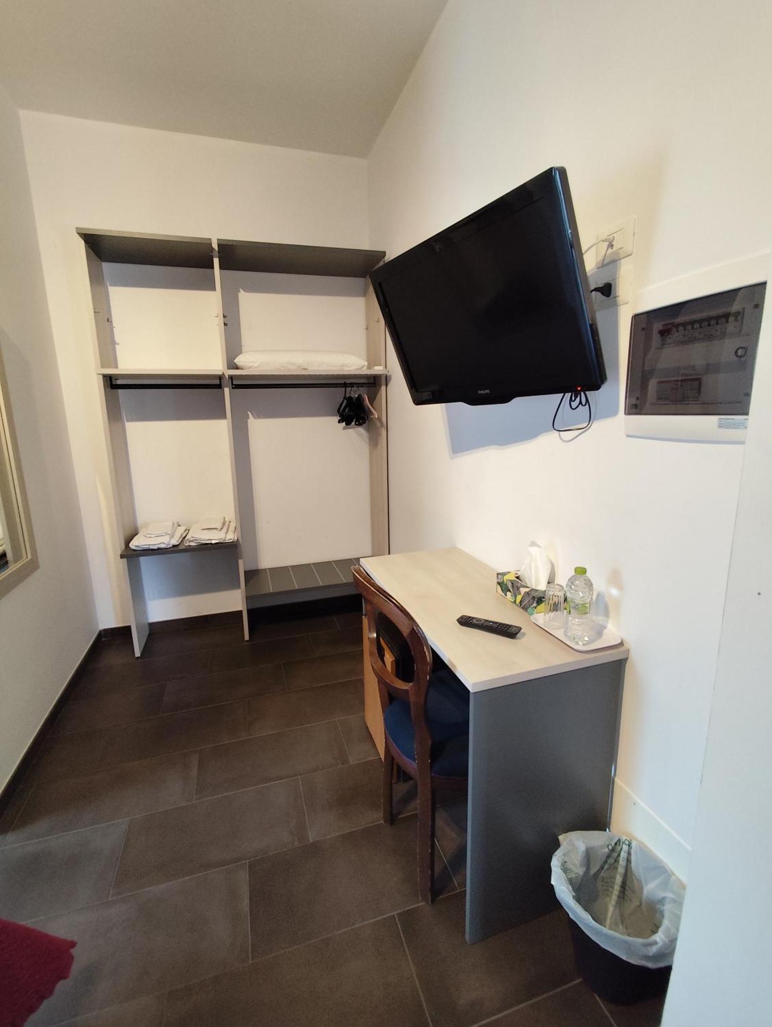 רומא Belvedere Rooms Guest House מראה חיצוני תמונה