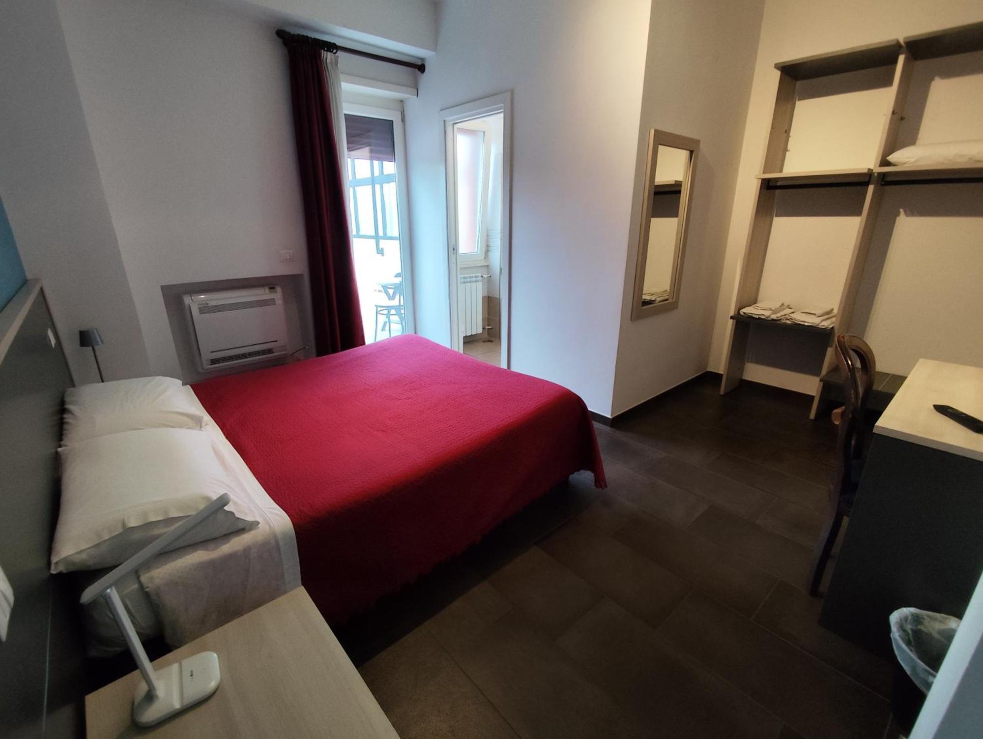 רומא Belvedere Rooms Guest House חדר תמונה
