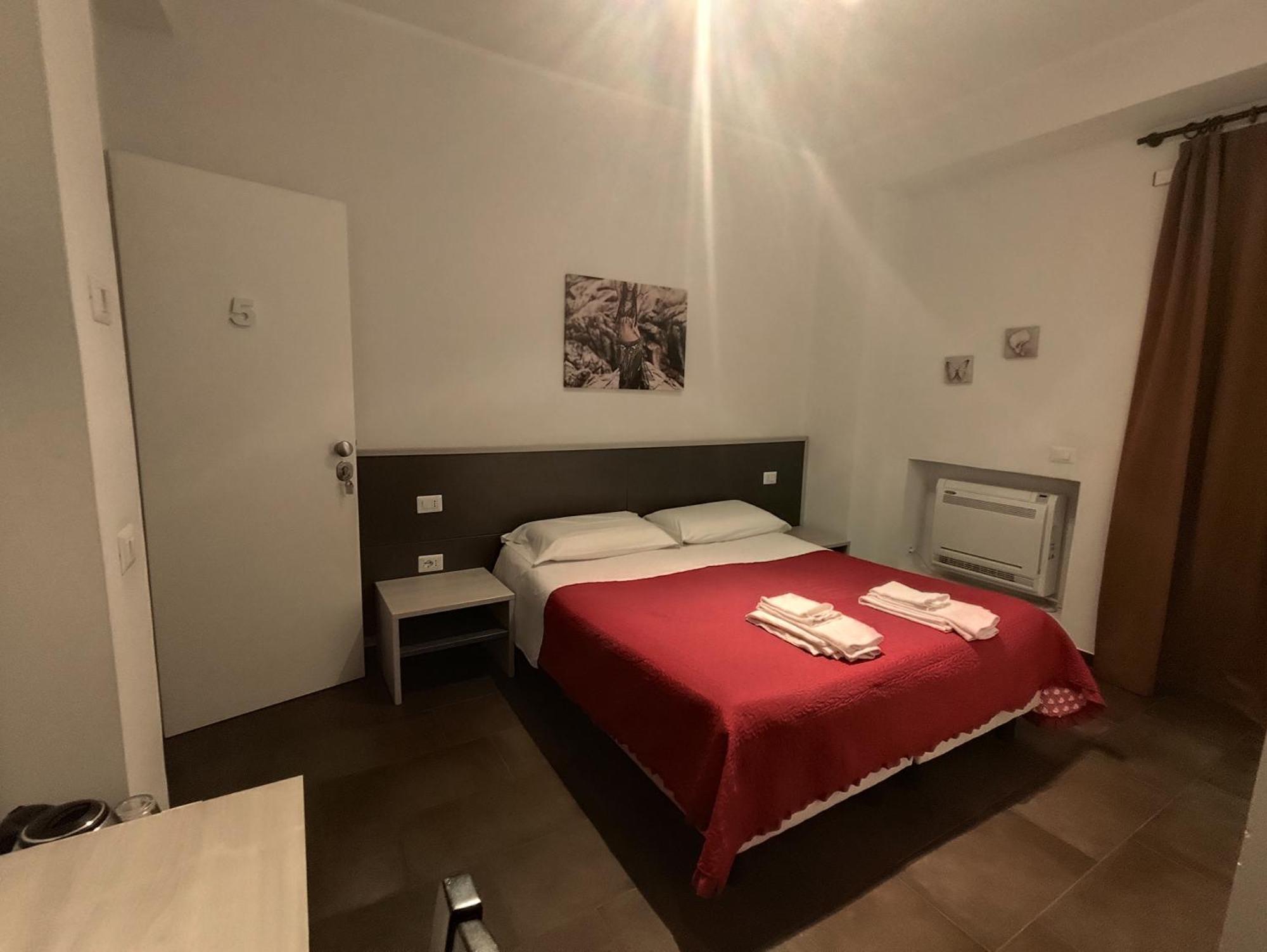 רומא Belvedere Rooms Guest House מראה חיצוני תמונה