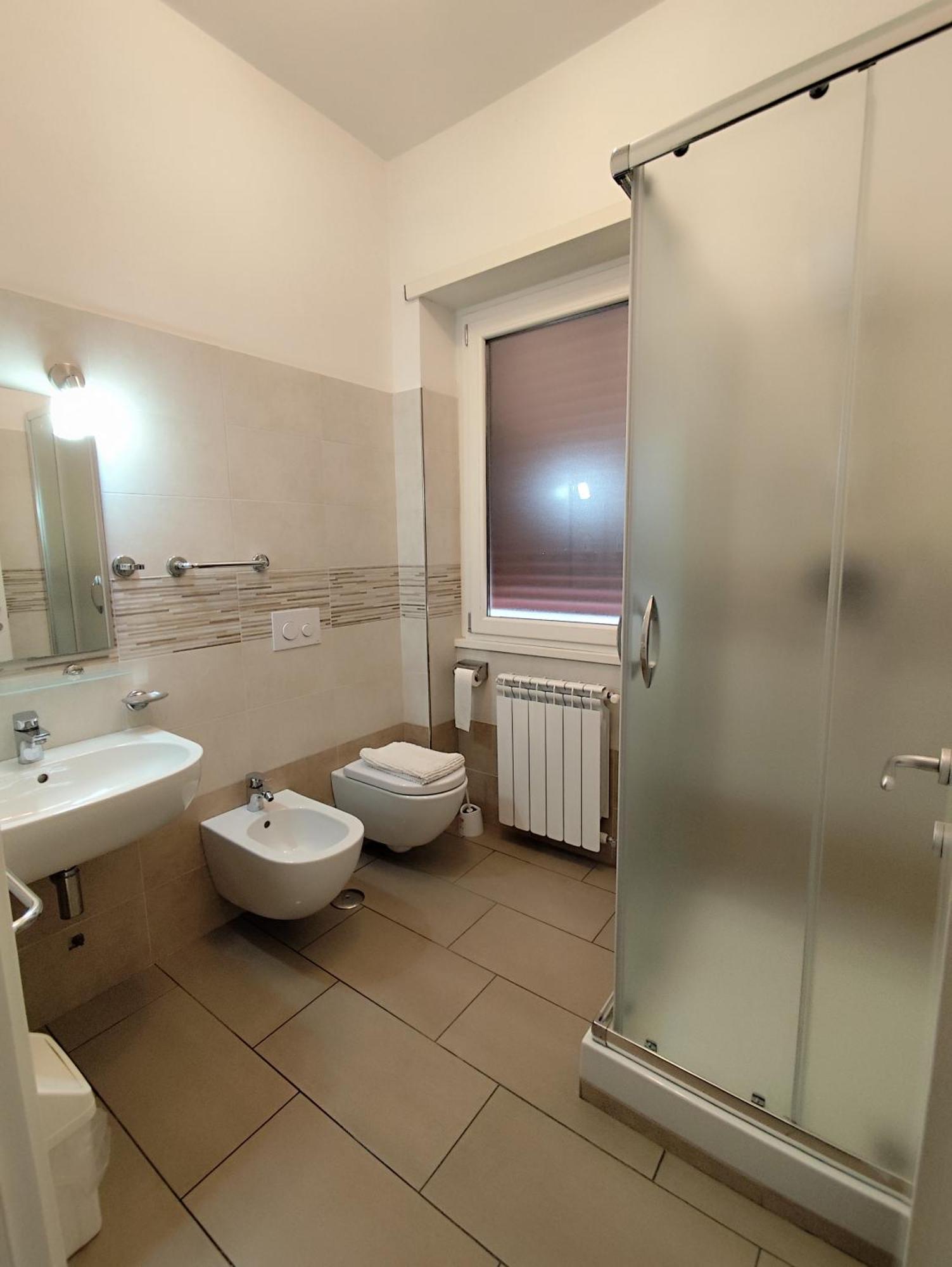 רומא Belvedere Rooms Guest House מראה חיצוני תמונה